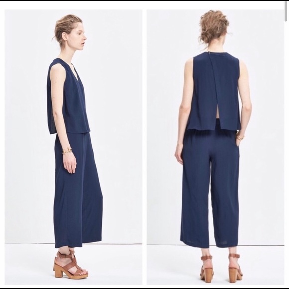Super cool open back jumpsuit by madewell. XS navy blue - Picture 1 of 7